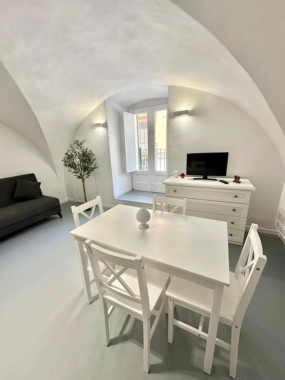 Suite White Dome Bari Exterior photo